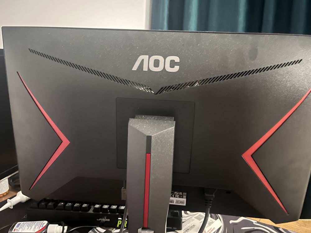 Vand monitor aoc 165hz