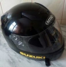 C Ă Ș T I-moto omologate,mărimea M,L marca 1.Helmets Probiker -2.Mtr