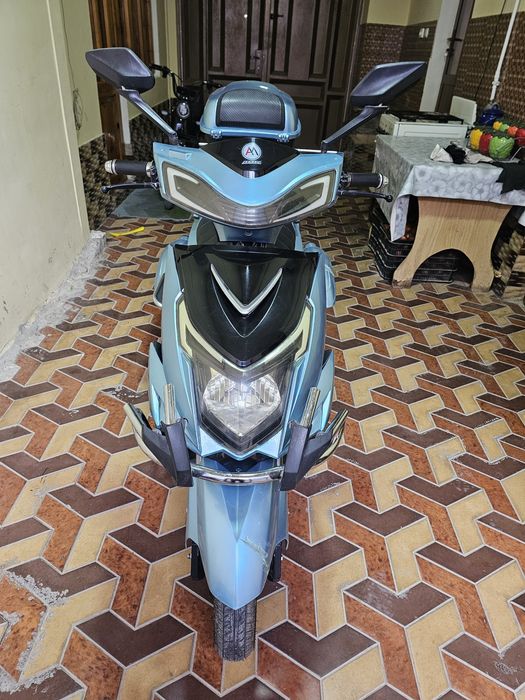 Элекро Скутер сотилади состояниси яхши