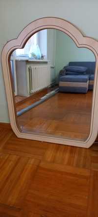 Продается большое зеркало в раме от спального гарнитура