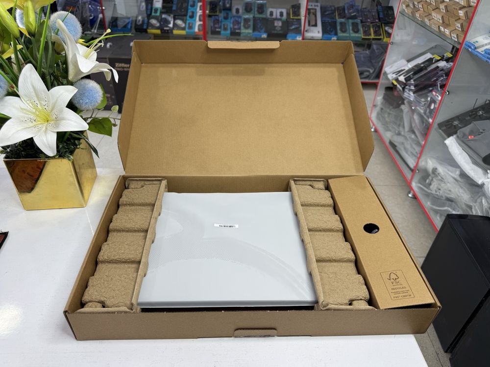 acer i3-13 avlod 8/512 nvme ssd yangisi wuxga Ips ekran 16 dyum yangi
