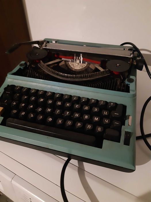Пишеща машина ретро Марица
