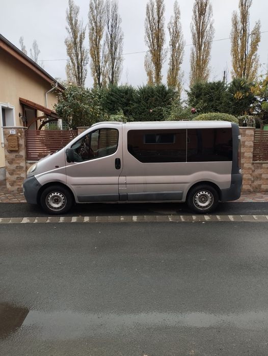 ! Opel Vivaro 8+1 !