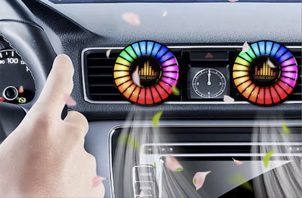 1 bucată = Lampă ritmică pentru interiorul mașini dumneavoastră .