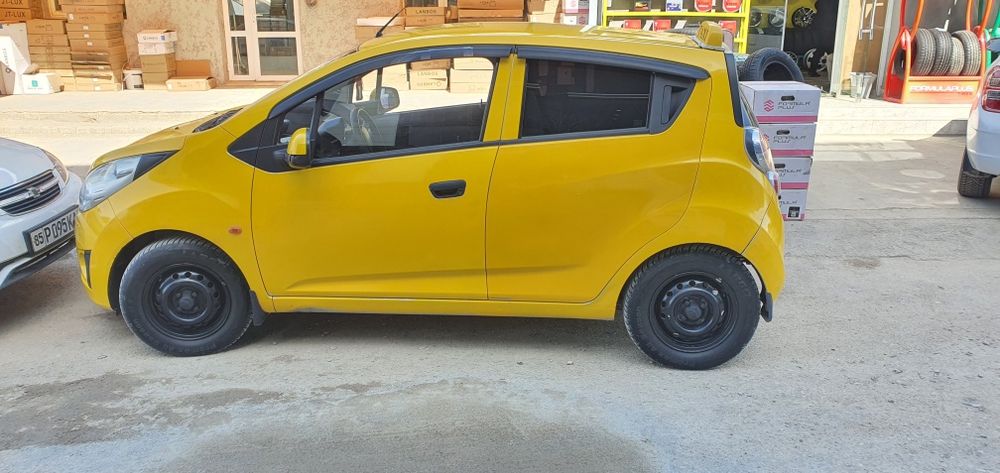 Спарк 2011 срочно сотилади, 37млн