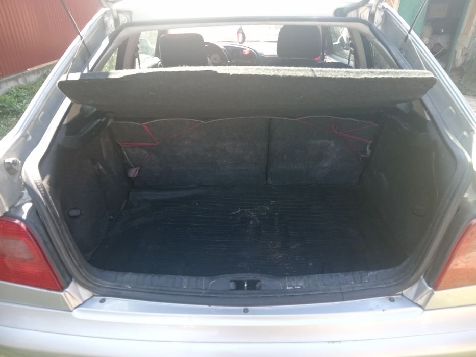mașină marca CITROEN