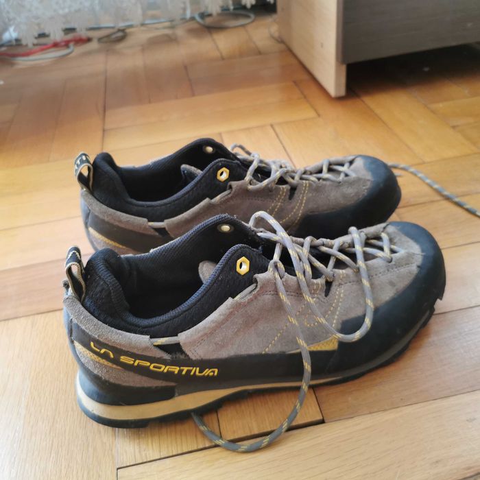 La sportiva N43,5 - туристически обувки