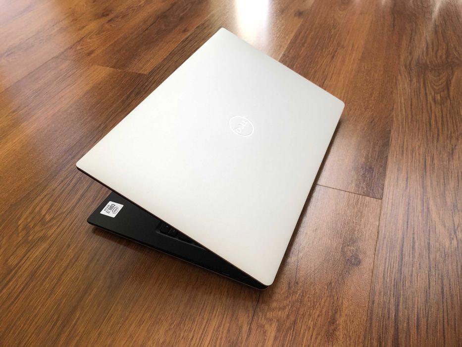 13.3' Full HD Core i7-10710u DELL XPS 7390 16GB RAM/512GB NVMe/Бат 6ч.