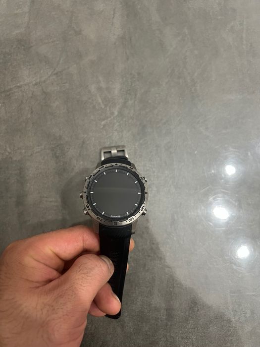 Часы мужские Garmin Marq Adventurer