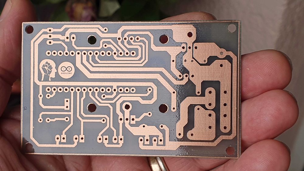 Realizez cablaje imprimate PCB la comanda