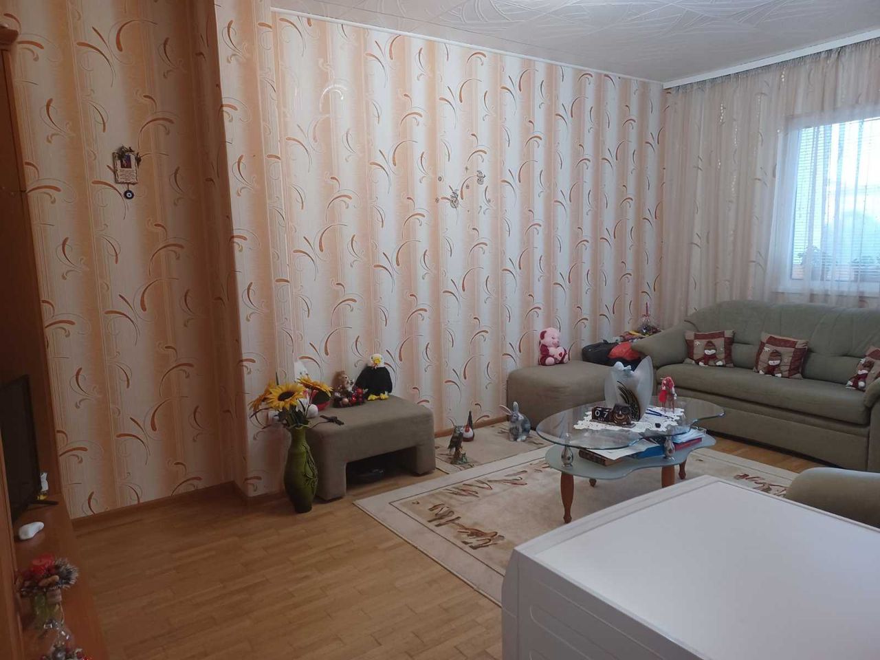 Продава се Четиристаен апартамент в Горна Оряховица - 105 кв.м за 941 €/кв.м - Снимка #1