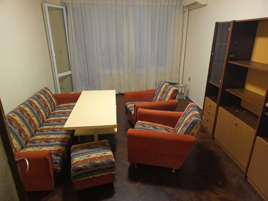 Дава се под наем Четиристаен апартамент в Варна, Гръцка махала - 100 кв.м за 548.25 € - Снимка #5