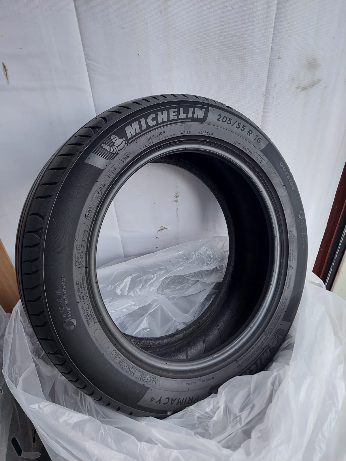 Продам шины Michelin