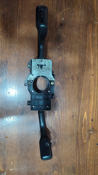 Лостче за чистачки и мигачи audi a4 b5