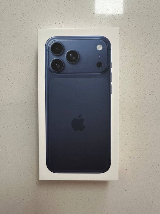 Iphone 17 Pro max 256Gb srochniy sotiladi