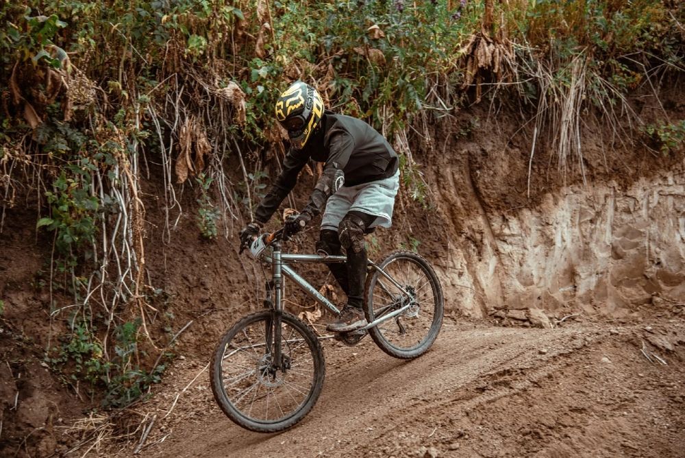 Велосипед продам срочно / centurion backfire M8