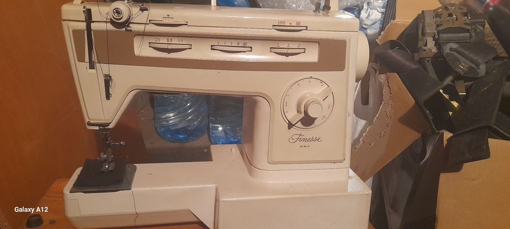 Домашна шевна машина