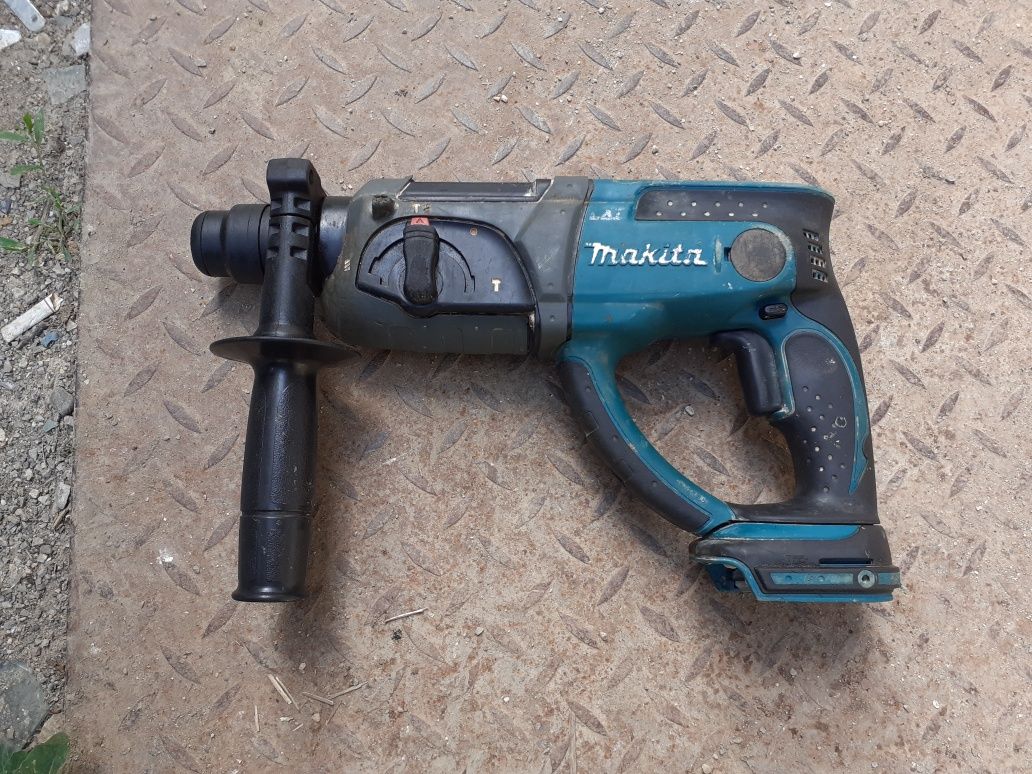 Rotopercutor Makita 18V DHR 202 Doar corp