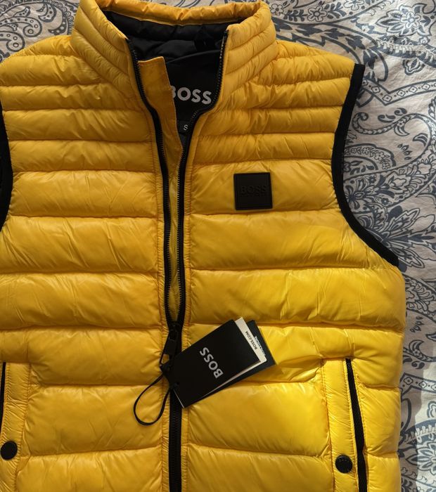 Елек Hugo Boss универсален