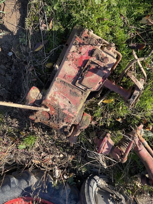 Monobloc international tractor