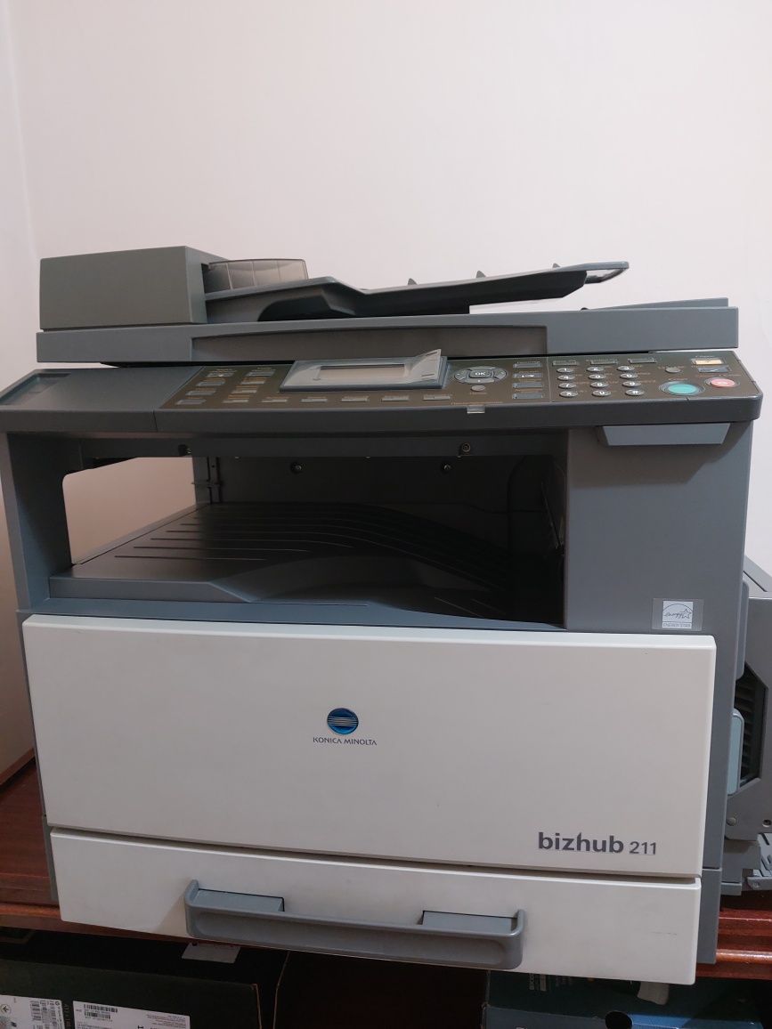 Konica Minolta 211