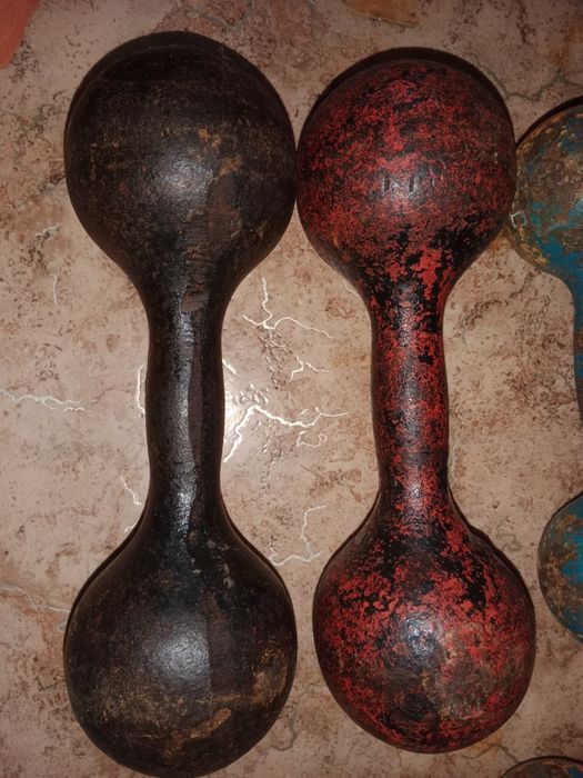 Гантели.                  .