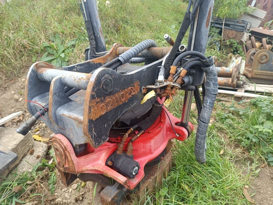 Cupă excavator+Rotolit , cupă taluz,cuplaj rapid.