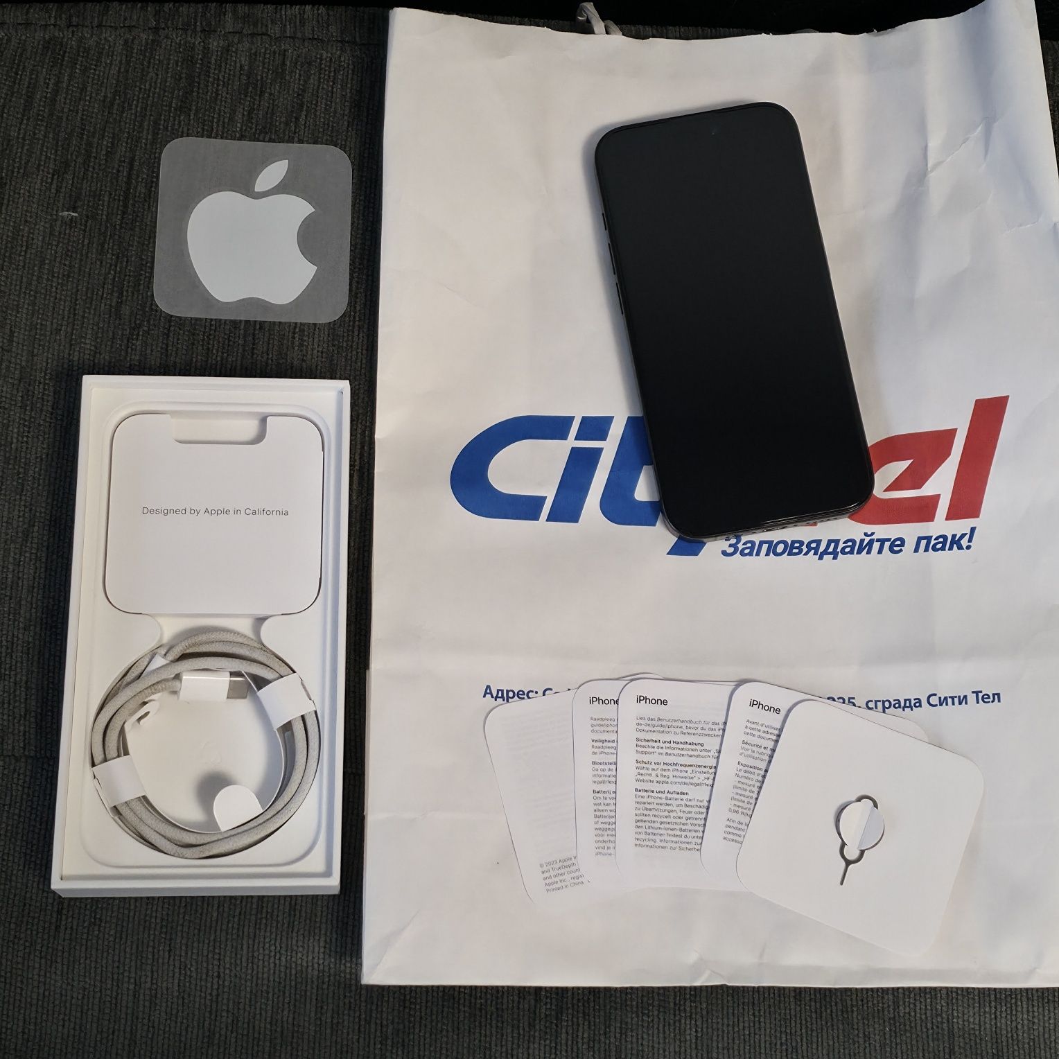 КАТО НОВ 256GB iPhone 15 Pro CityTel Гаранция 2025г. Black / Черен