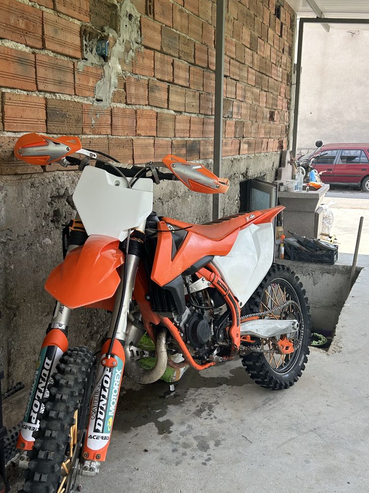 Продавам KTM sx 125