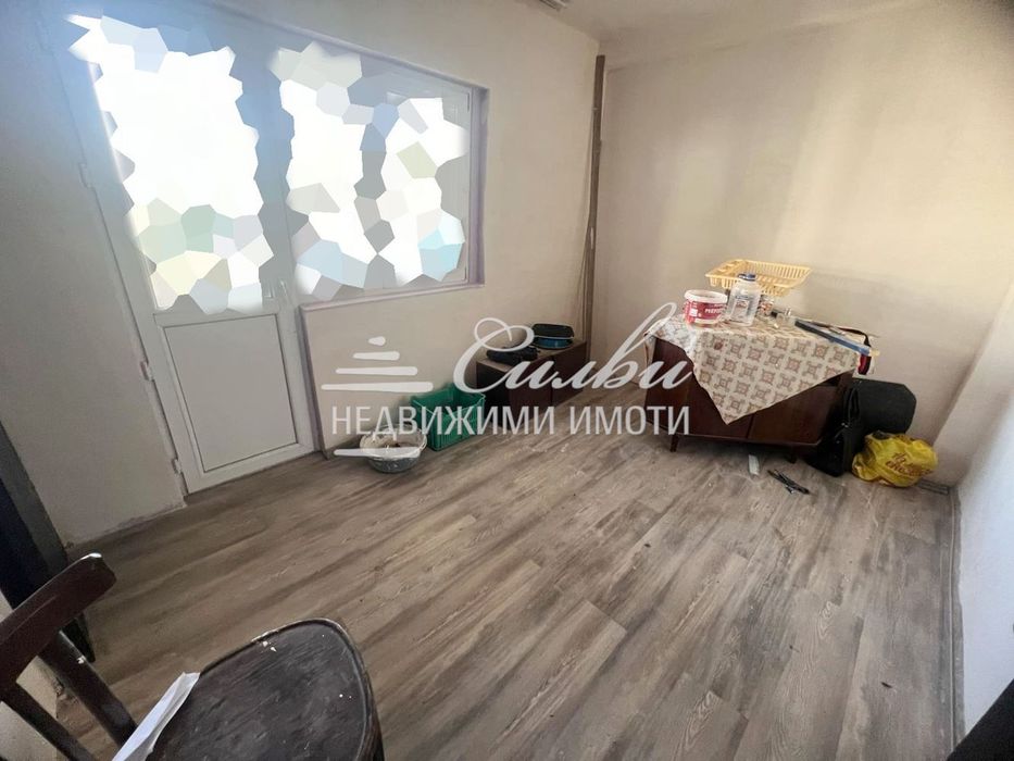 Четиристаен ТУХЛЕН апартамент – кв. Добруджански!