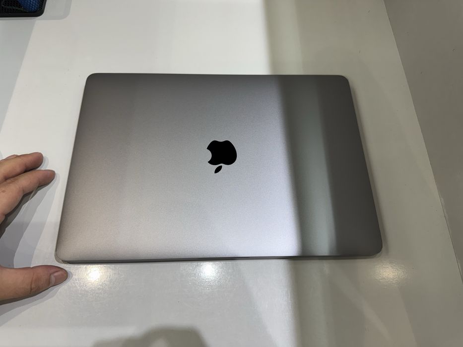 Macbook pro M1 13 inch