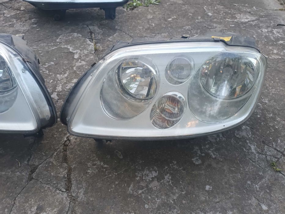 ляв  десен фар за фолксваген туран кади туаран VOLKSWAGEN TOURAN CADDY