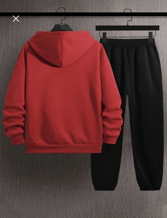 Унисекс екип от две части