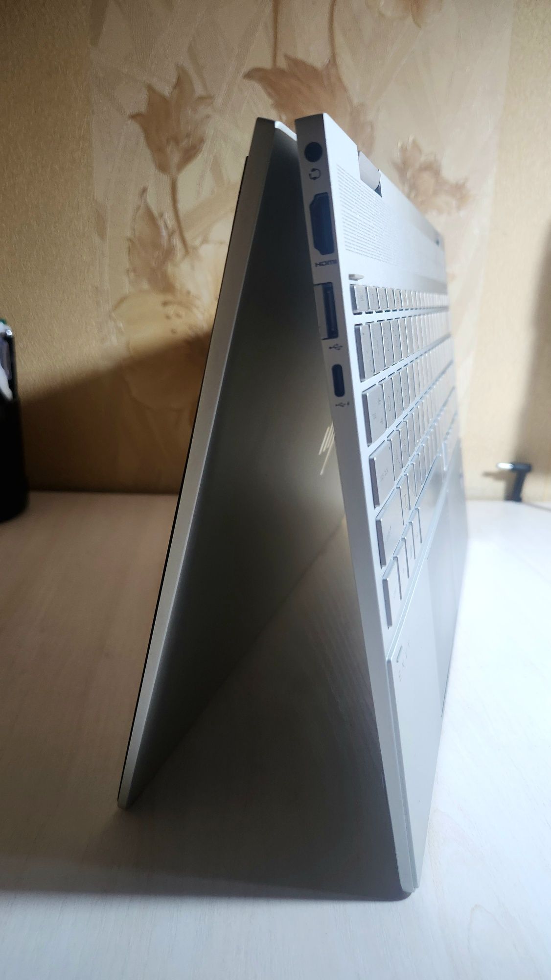 HP envy ×360 I5-1135G7