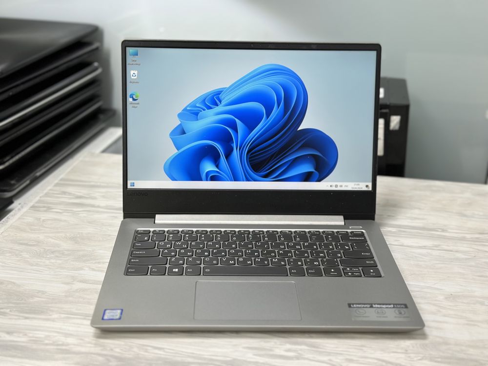 Ноутбук Lenovo 330s - Intel Core i3-8130/ОЗУ-8/SSD128+HDD1000
