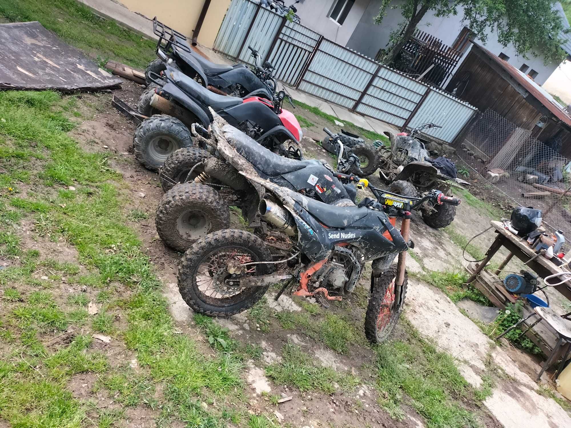 Vând ATV .Cros KXD