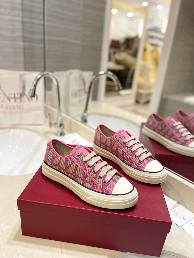 Adidasi Valentino 35-46