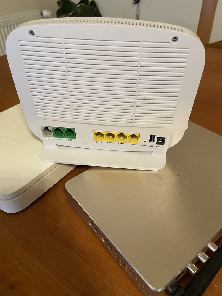 Router AirPort Extreme + Router A1 V220 + ATN iptv