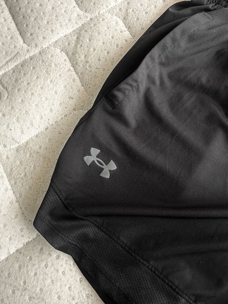 Under Armour Tech™ мъжки спортни къси панталони