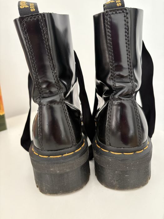 Дамски боти Dr. Martens