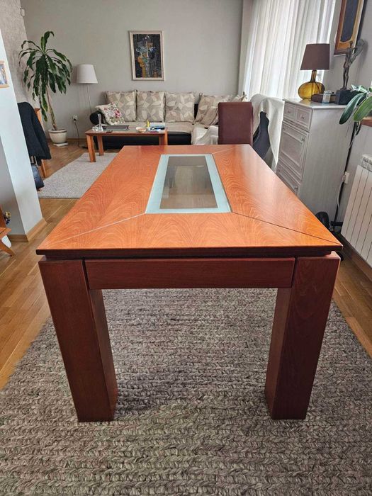 Трапезна маса масив