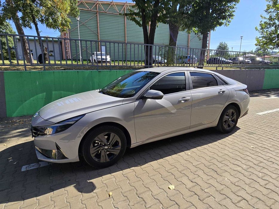 Vand Hyundai Elantra 2022 53.800 km in stare perfecta de functionare