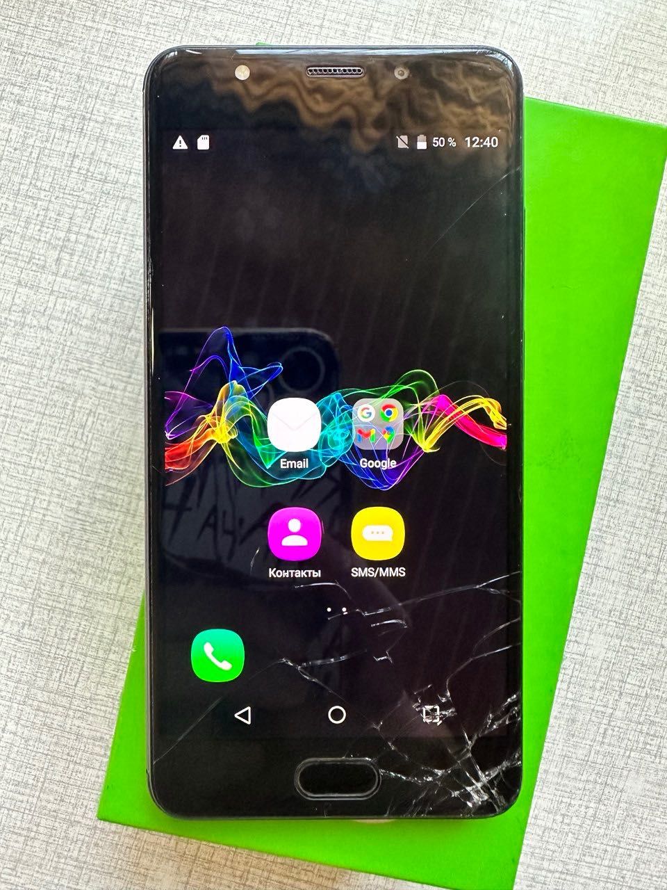 Продам телефон ARTEL 16gb