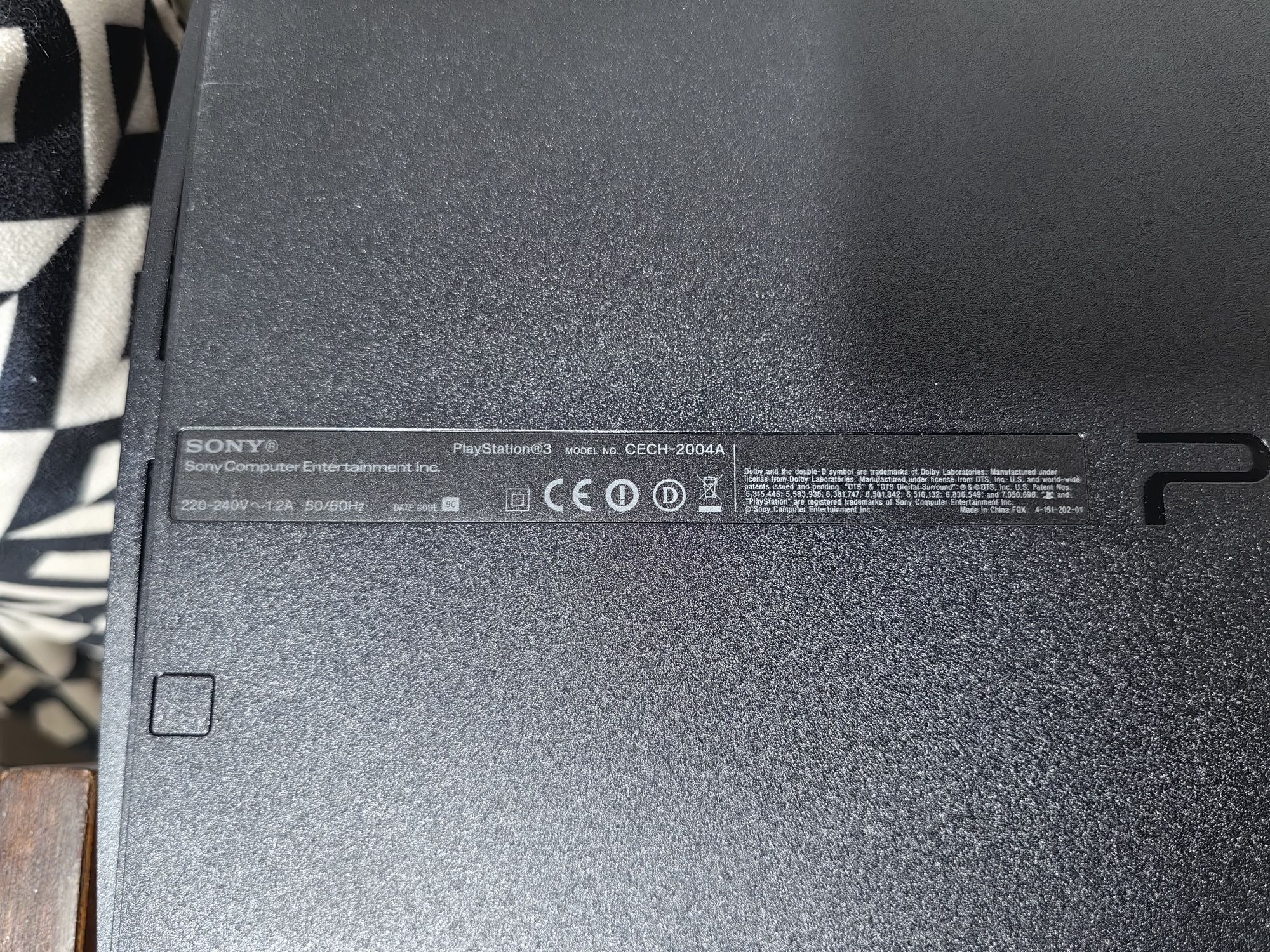 Playstation 3 slim model 2004A + кутия