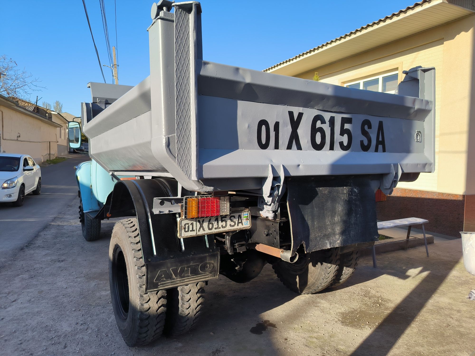 Moskovskiy Zil 92yil. Srochno