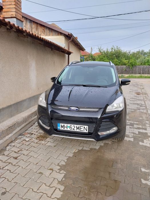 Vând Ford Kuga an fabricație 2013