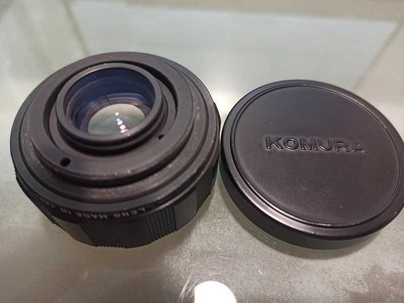 Teleconvertor Komura Telemore 2X pe montura M42, în stare perfectă