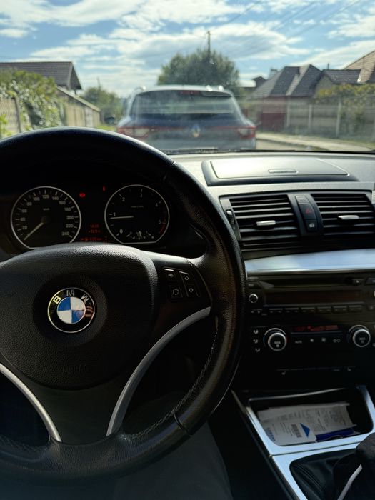 Vand Bmw Seria1…