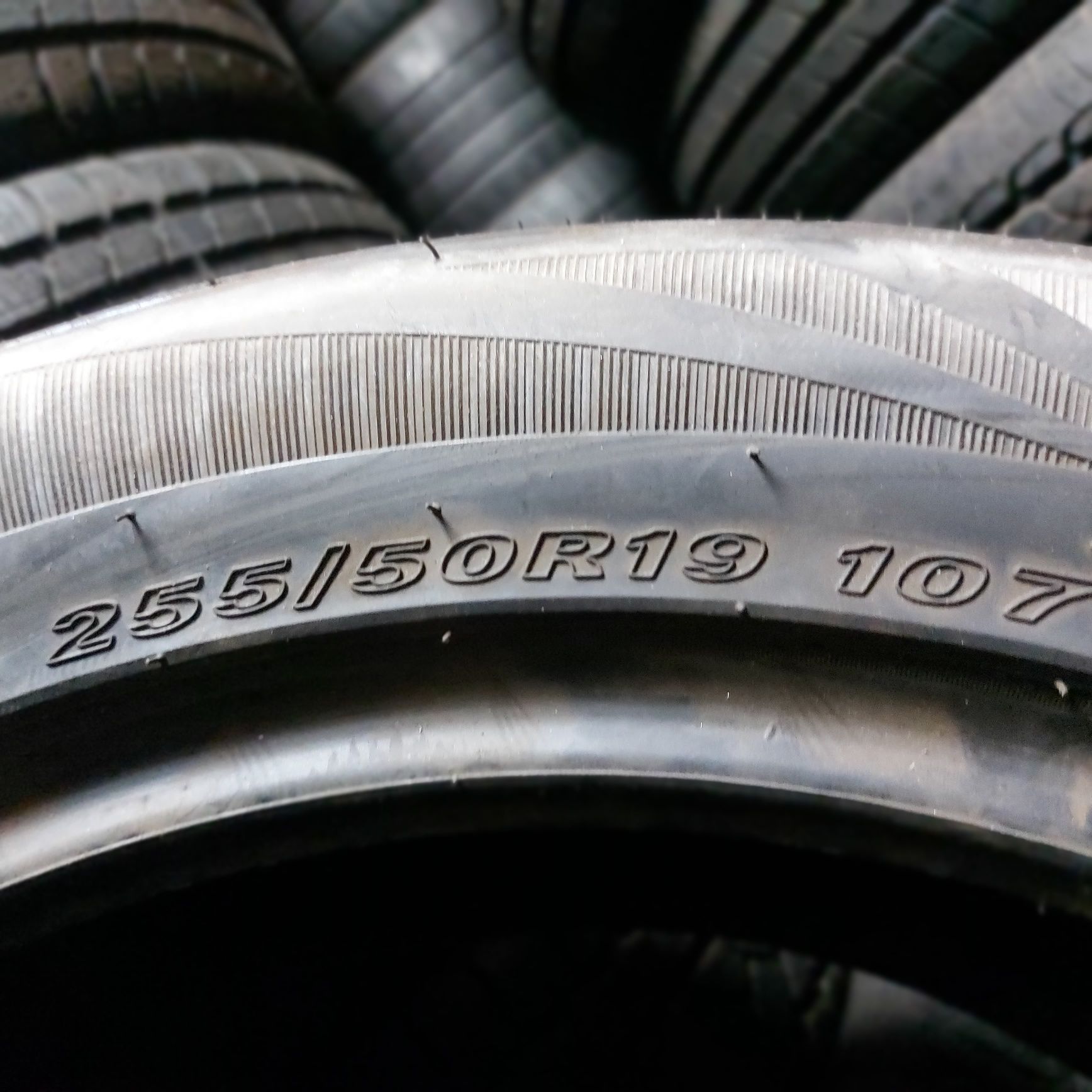 255/50/19"Nexen 1бр.гума нова