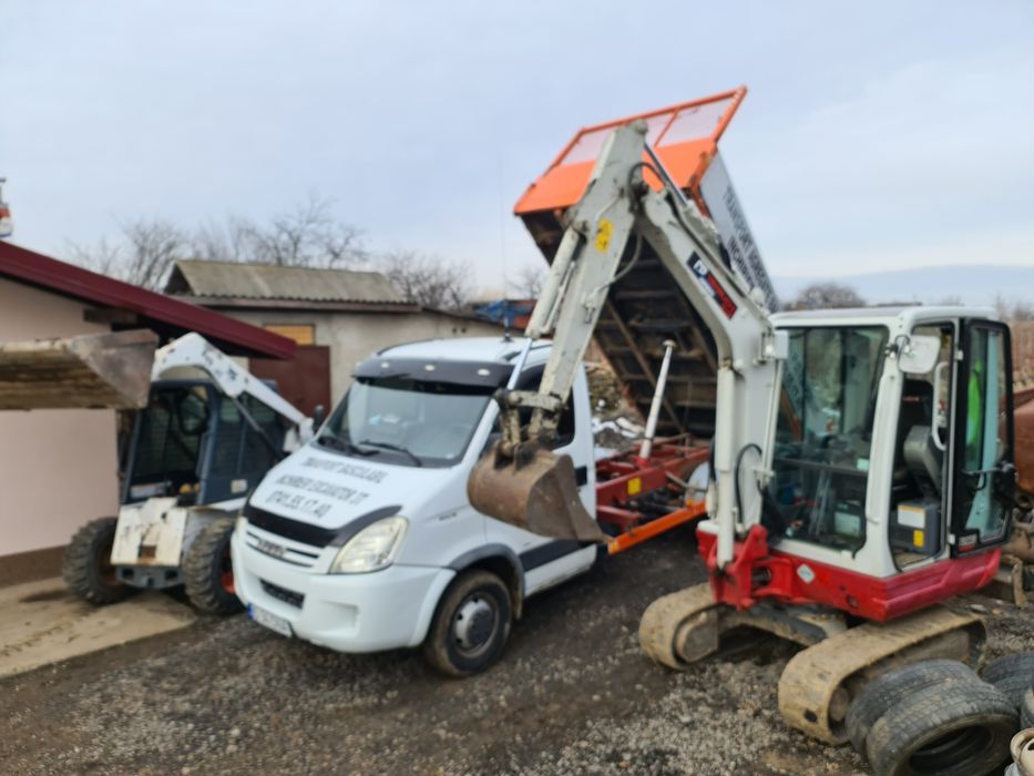 Miniexcavator excavator bobcat transport nisip pamant balast